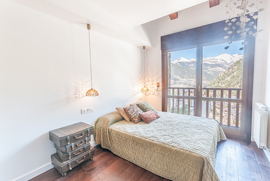 Des penthouses raffinés et sophistiqués au cœur du quartier d'affaires et financier andorran. Des penthouses raffinés et sophistiqués au cœur du quartier d'affaires et financier andorran.