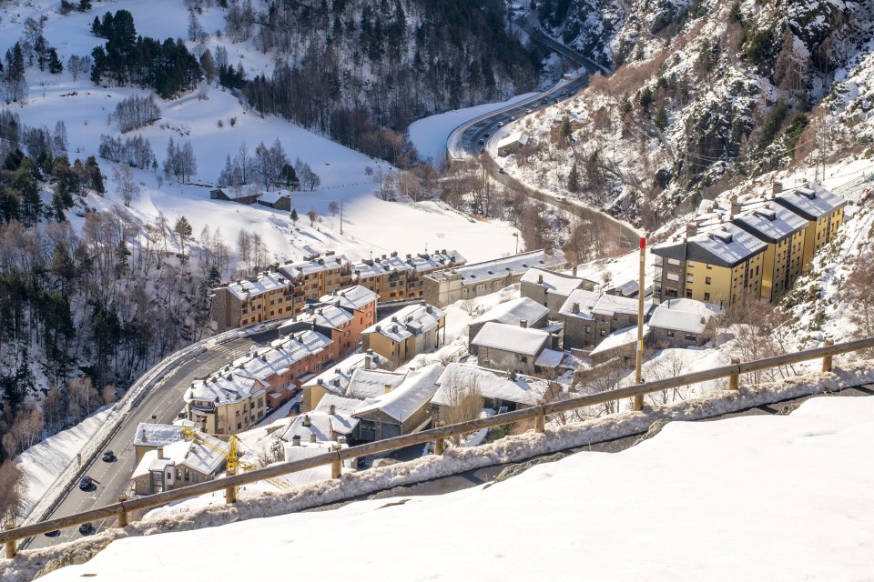 living in l'Aldosa de Canillo, houses and flats on sale views of l'aldosa de Canillo and Grandvalira